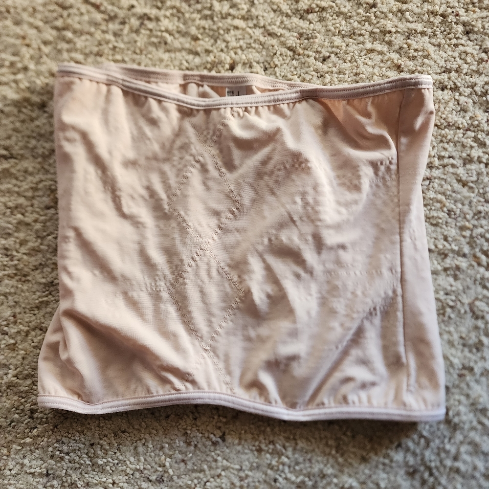 Flexes shapewear